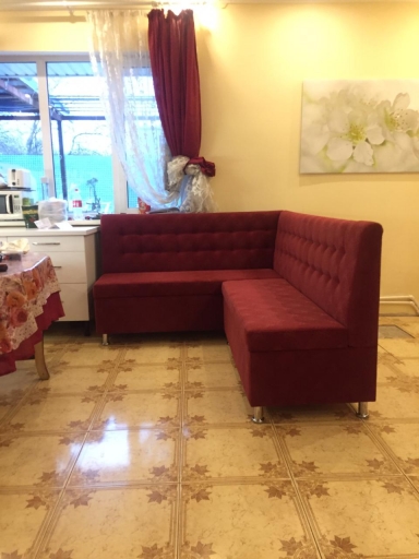 Кухонный уголок для маленькой кухни 0.49895407585329754