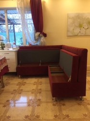 Кухонный уголок "Диана" Артикул 4005(120 см на 120 см) 3 категория ткани.